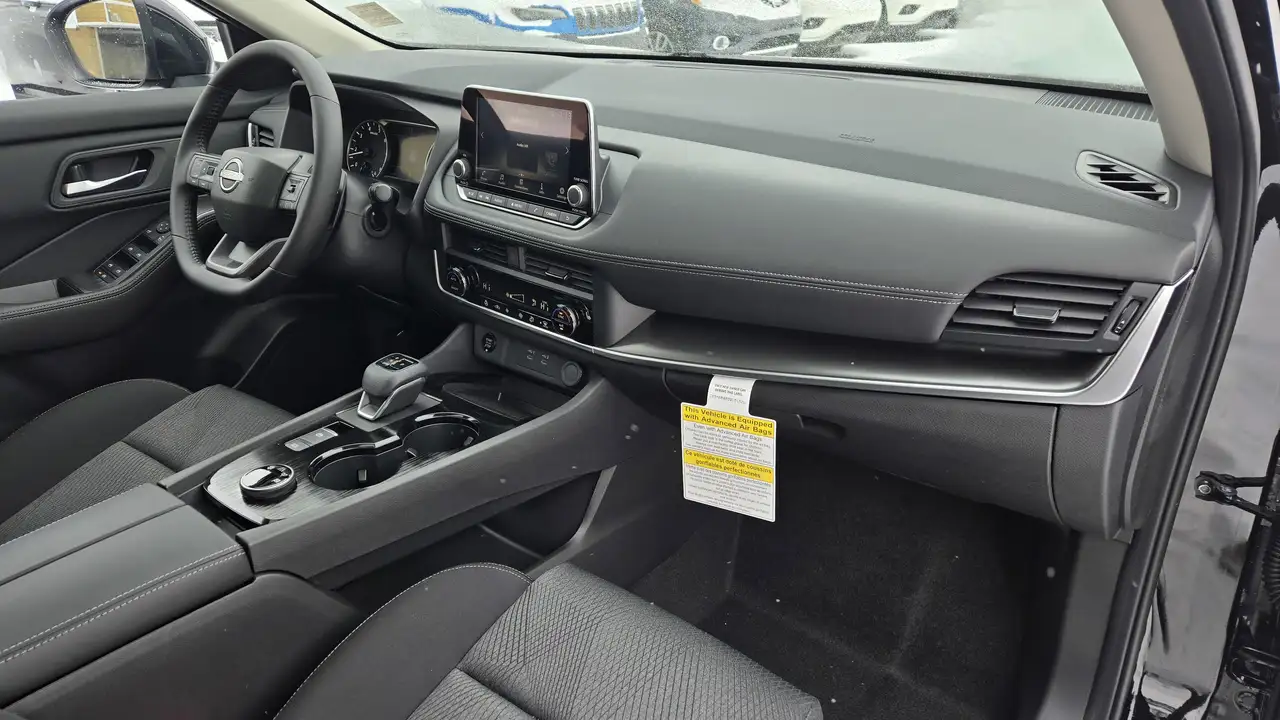 Nissan Rogue photo Nissan Rogue