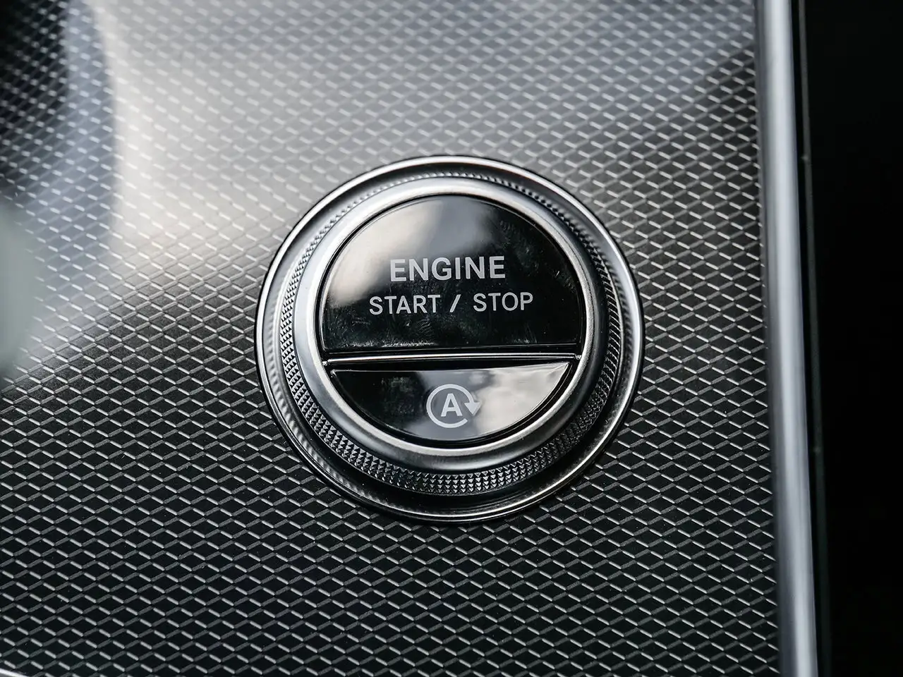 Mercedes-Benz CLE снимка Mercedes-Benz CLE