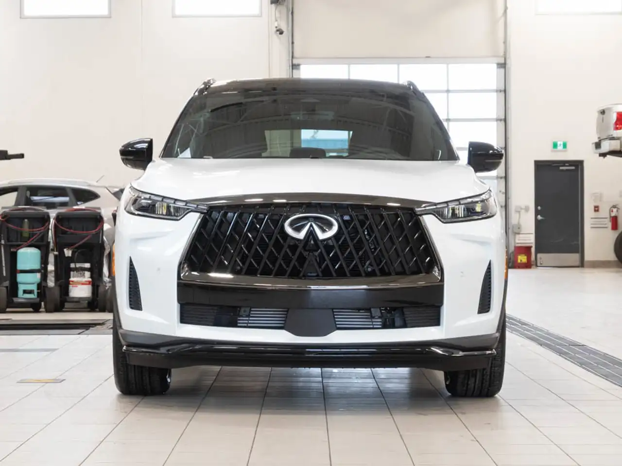 Infiniti QX60 снимка Infiniti QX60
