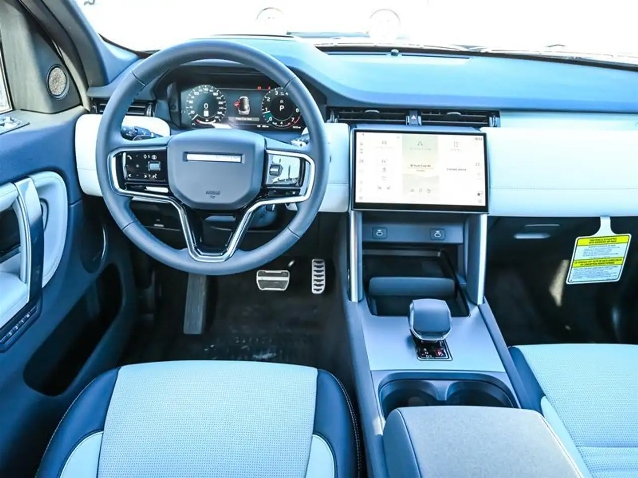 Land Rover Discovery Sport снимка Land Rover Discovery Sport