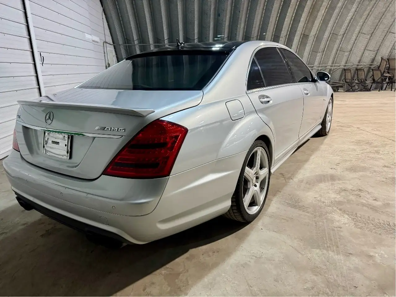 Mercedes-Benz S-Class снимка Mercedes-Benz S-Class
