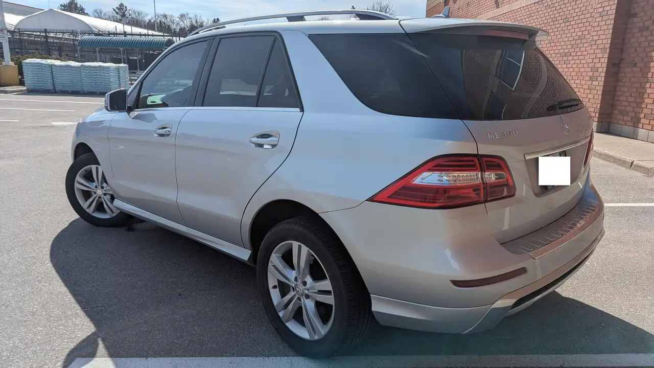 Mercedes-Benz M-Class снимка Mercedes-Benz M-Class