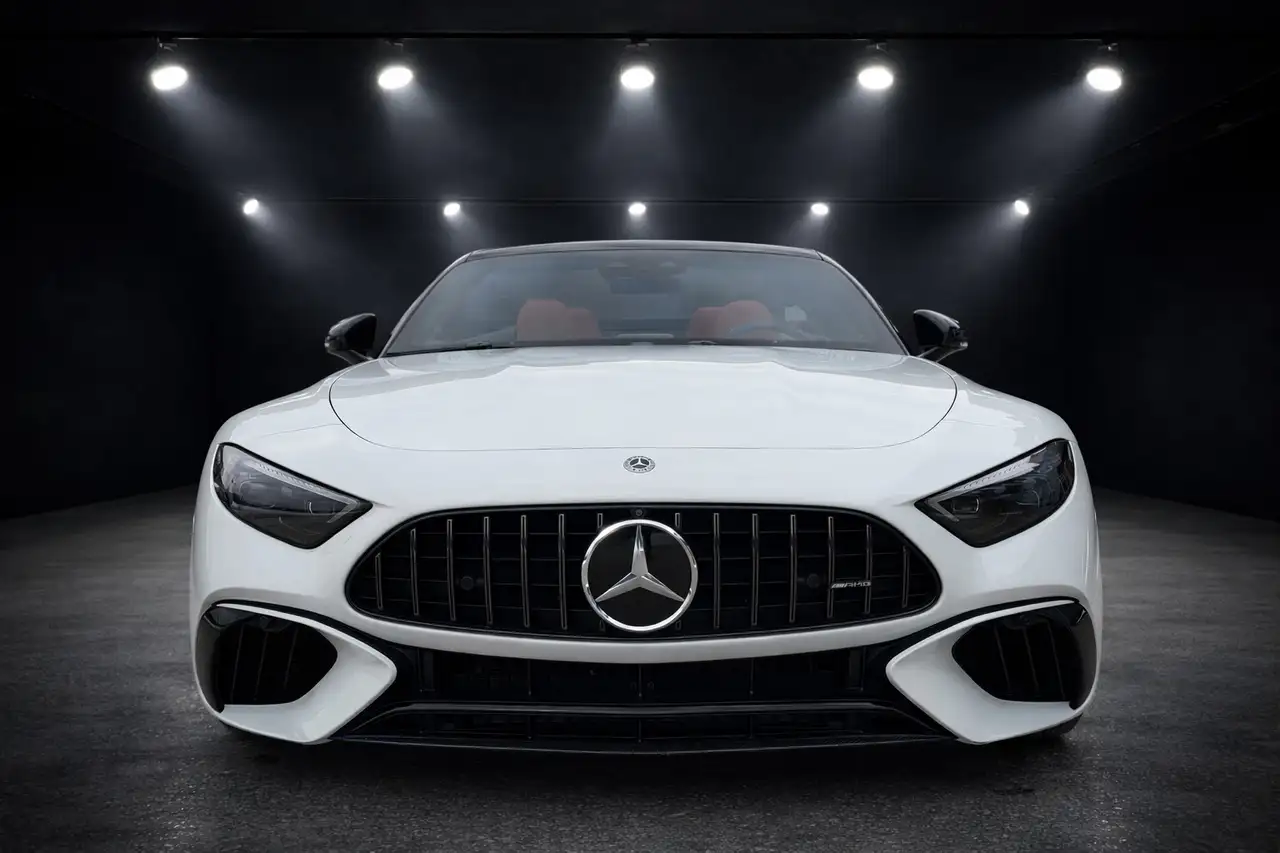 Mercedes-Benz SL снимка Mercedes-Benz SL