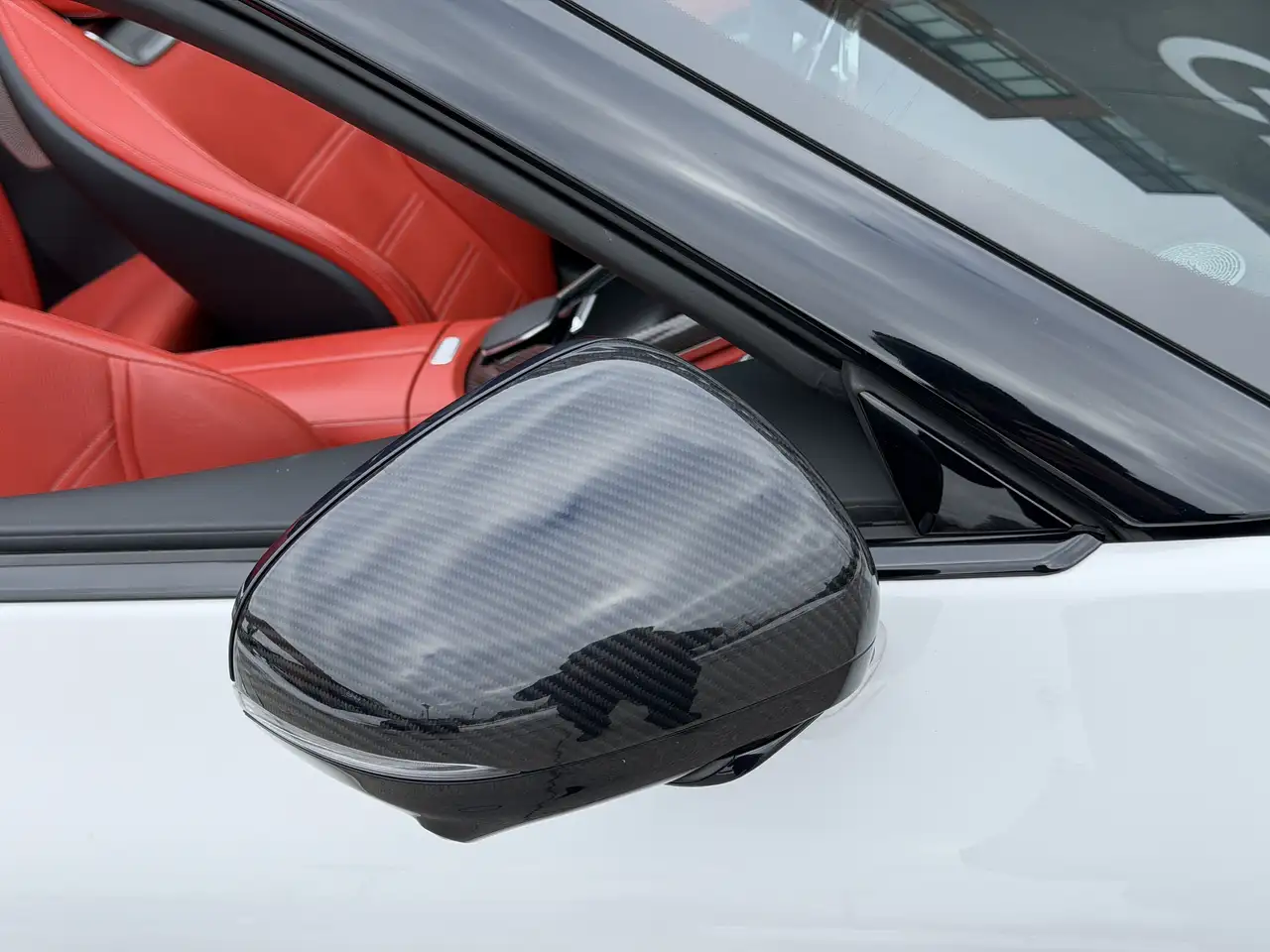 Mercedes-Benz SL снимка Mercedes-Benz SL