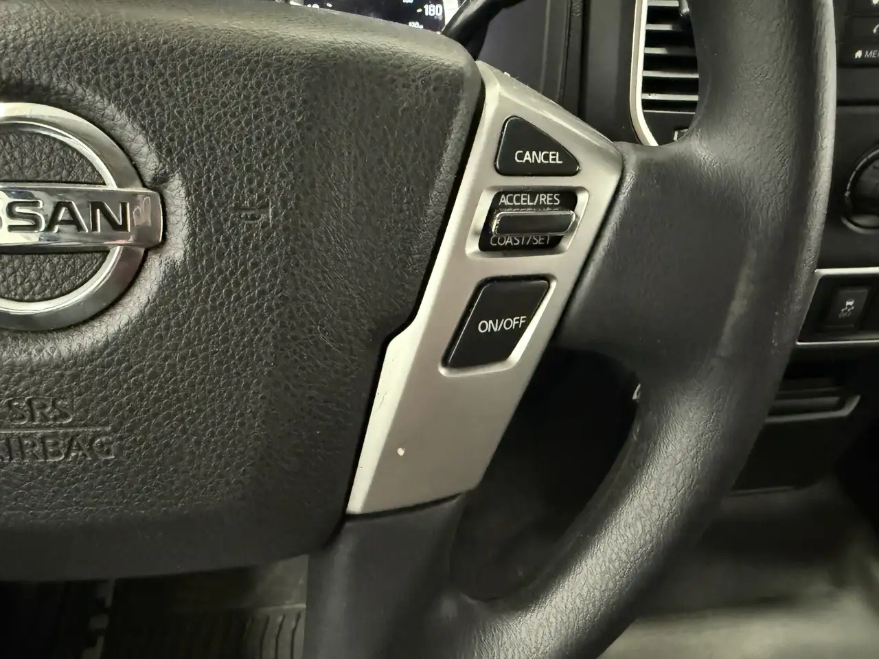 Nissan Titan fotografie Nissan Titan