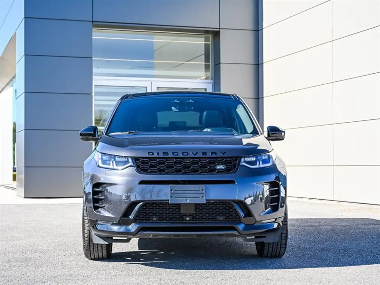 Land Rover Discovery Sport снимка Land Rover Discovery Sport