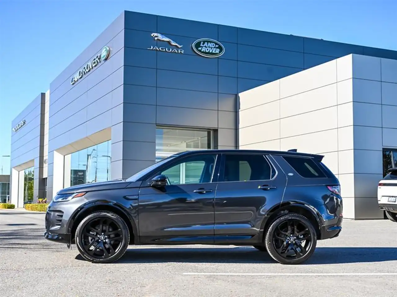 Land Rover Discovery Sport снимка Land Rover Discovery Sport