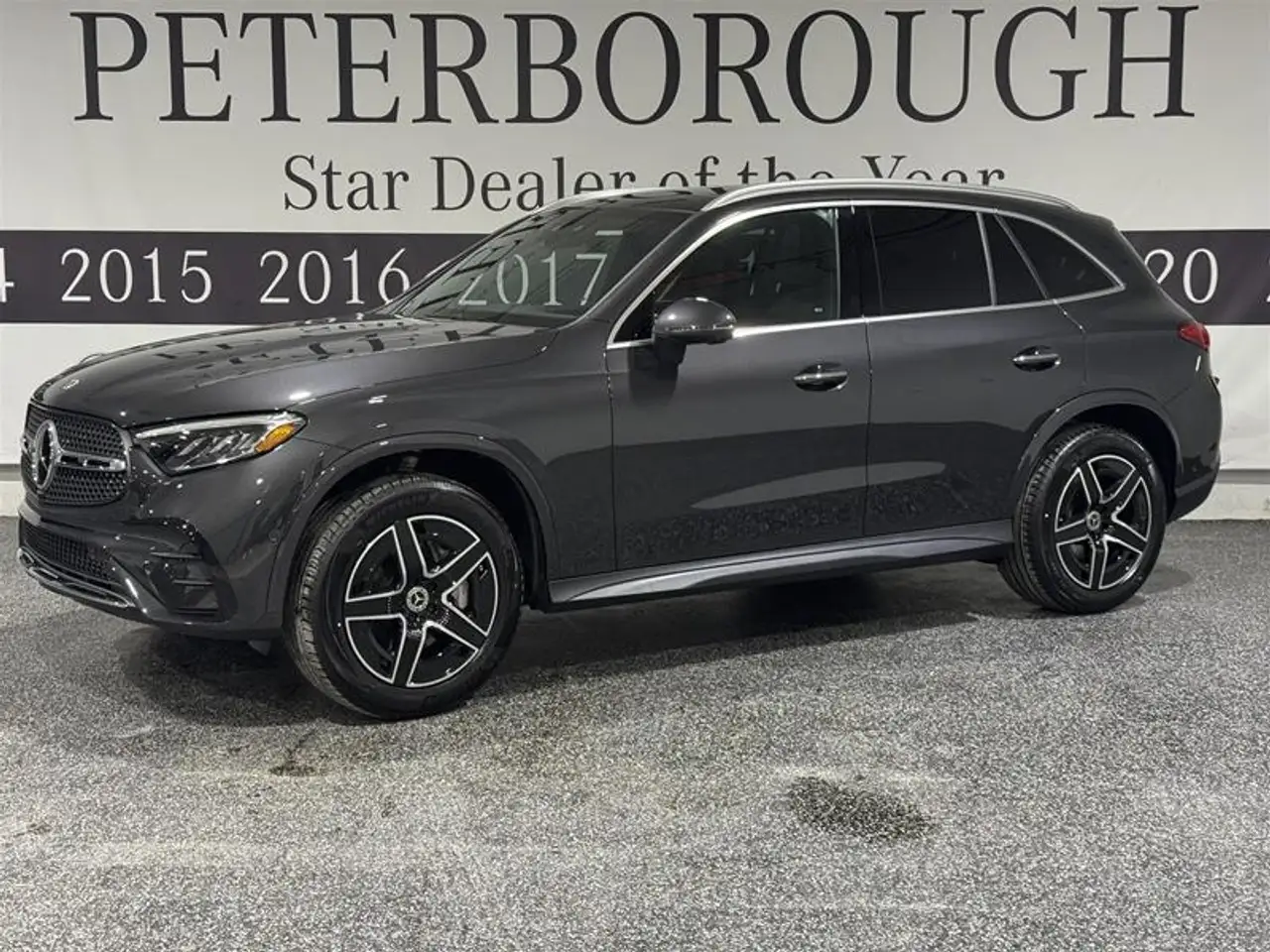 Mercedes-Benz GLC снимка Mercedes-Benz GLC