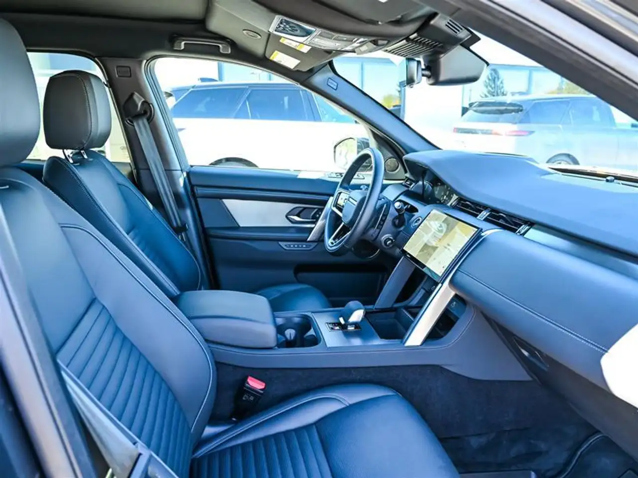Land Rover Discovery Sport снимка Land Rover Discovery Sport