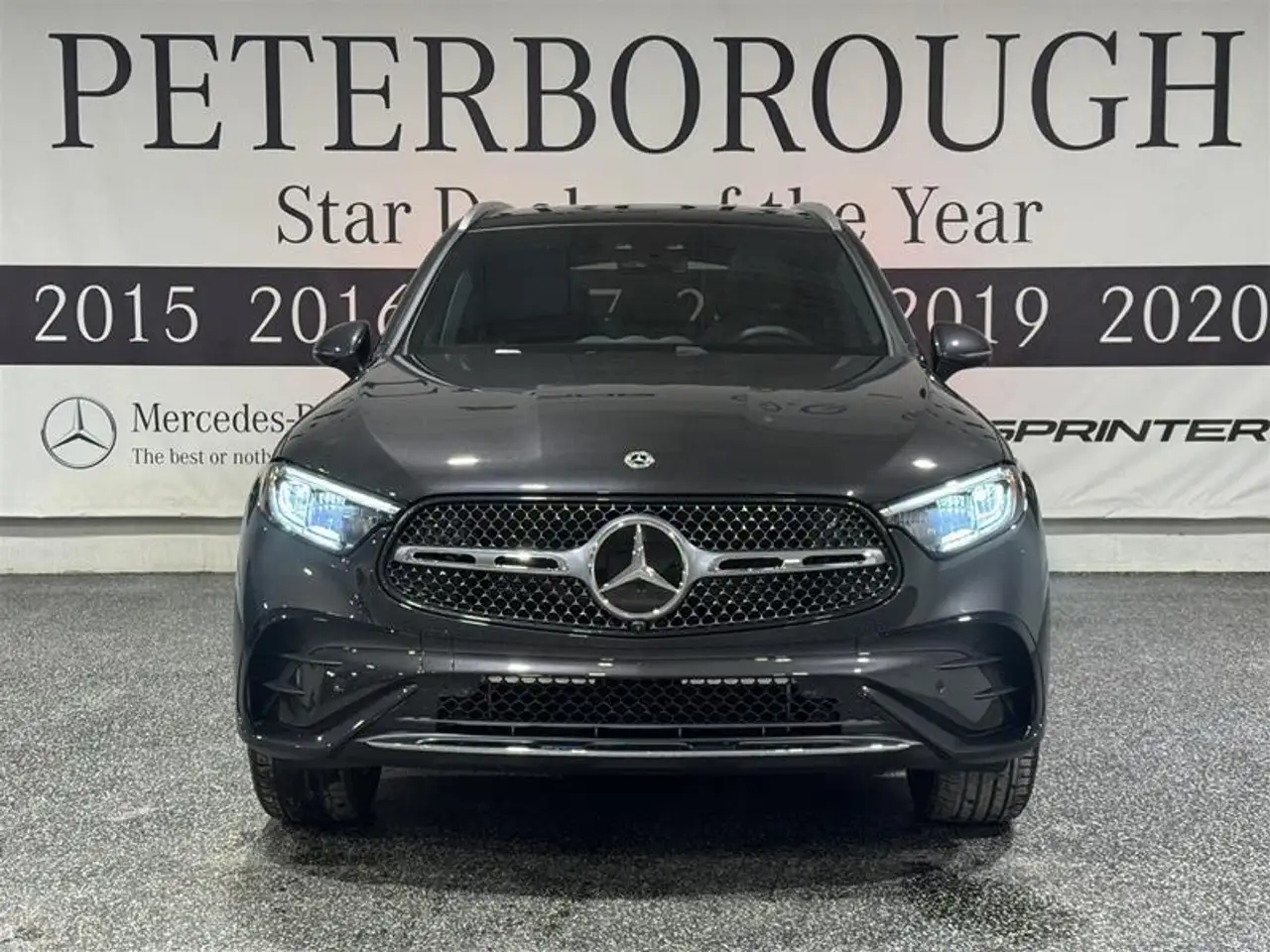 Mercedes-Benz GLC снимка Mercedes-Benz GLC