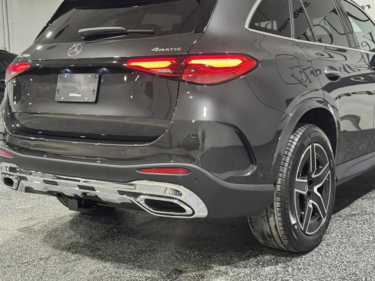 Mercedes-Benz GLC снимка Mercedes-Benz GLC