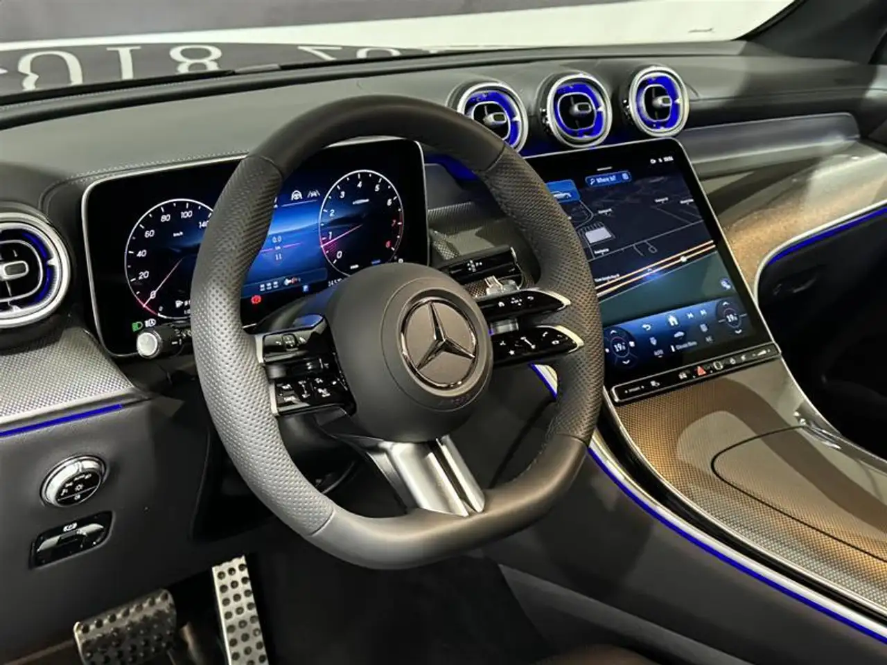 Mercedes-Benz GLC снимка Mercedes-Benz GLC