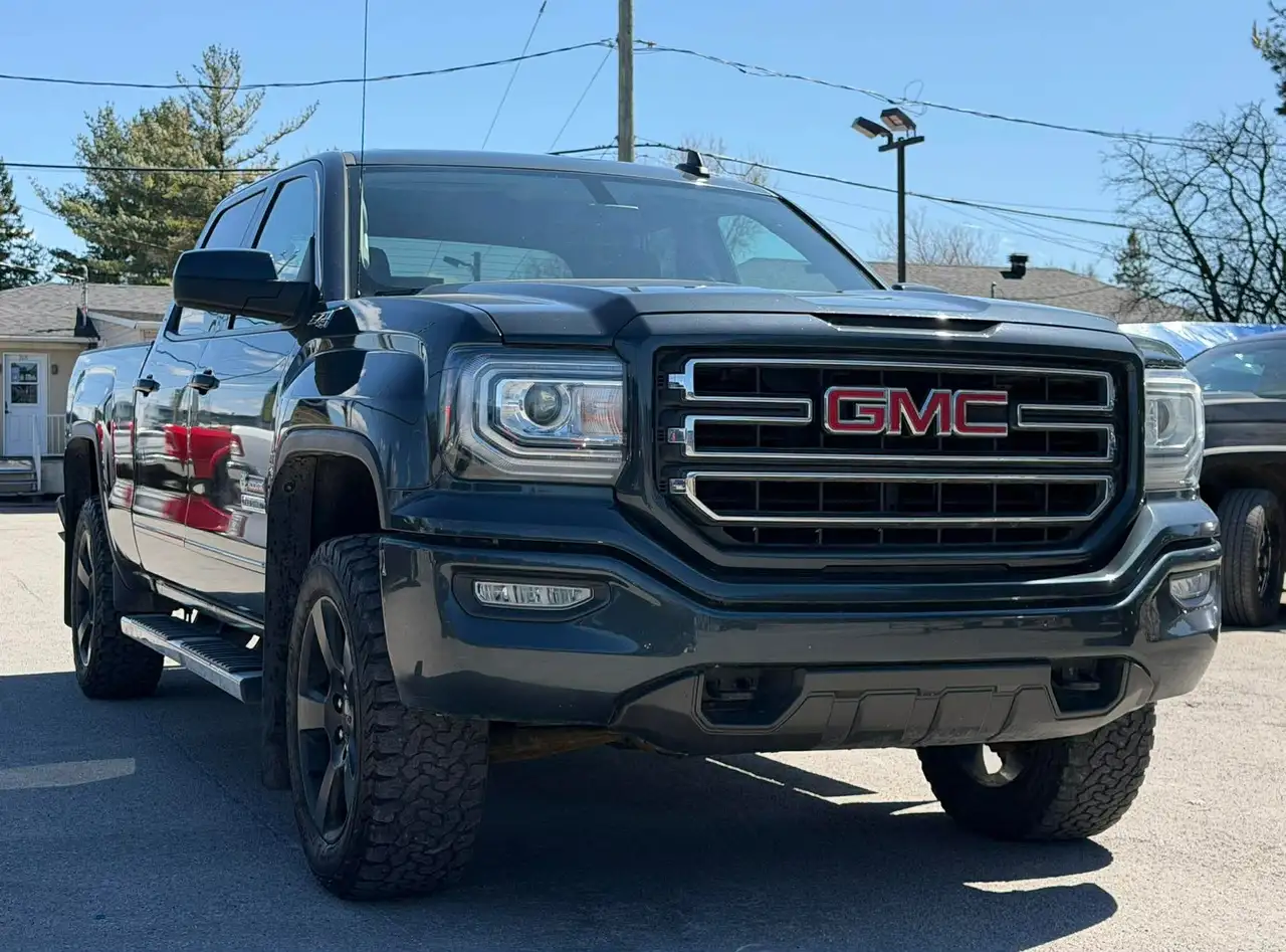 GMC Sierra 1500 photo GMC Sierra 1500