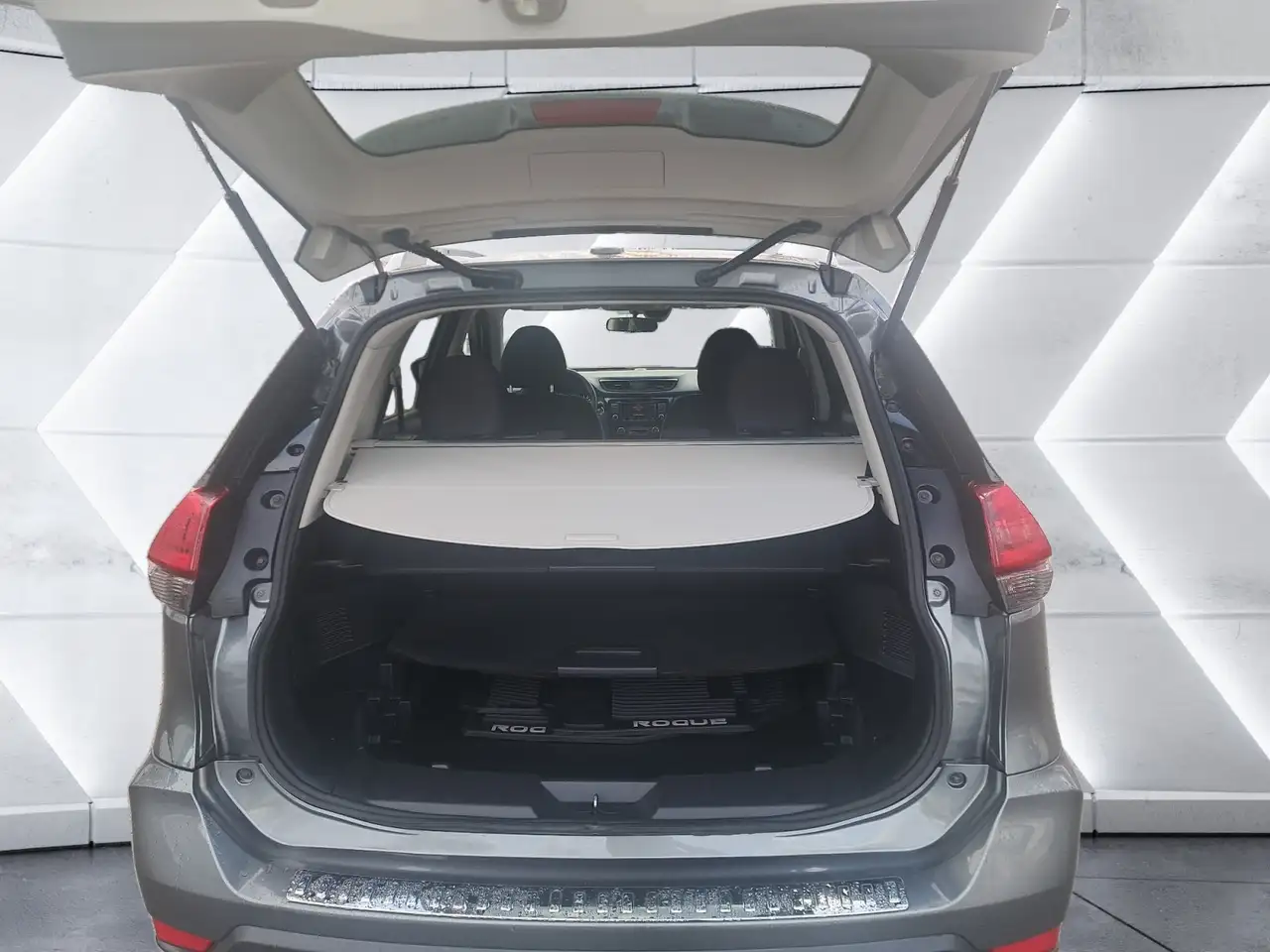 Nissan Rogue fotografie Nissan Rogue