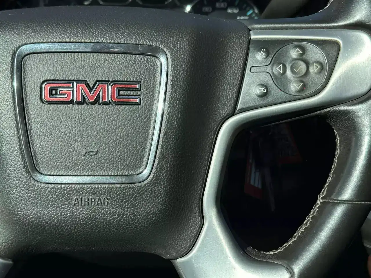 GMC Sierra 1500 photo GMC Sierra 1500