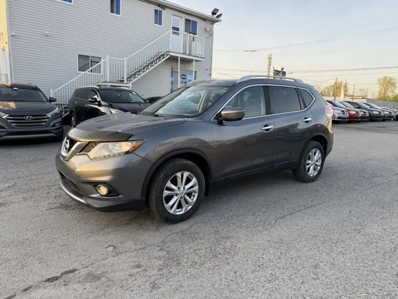 Nissan Rogue снимка Nissan Rogue