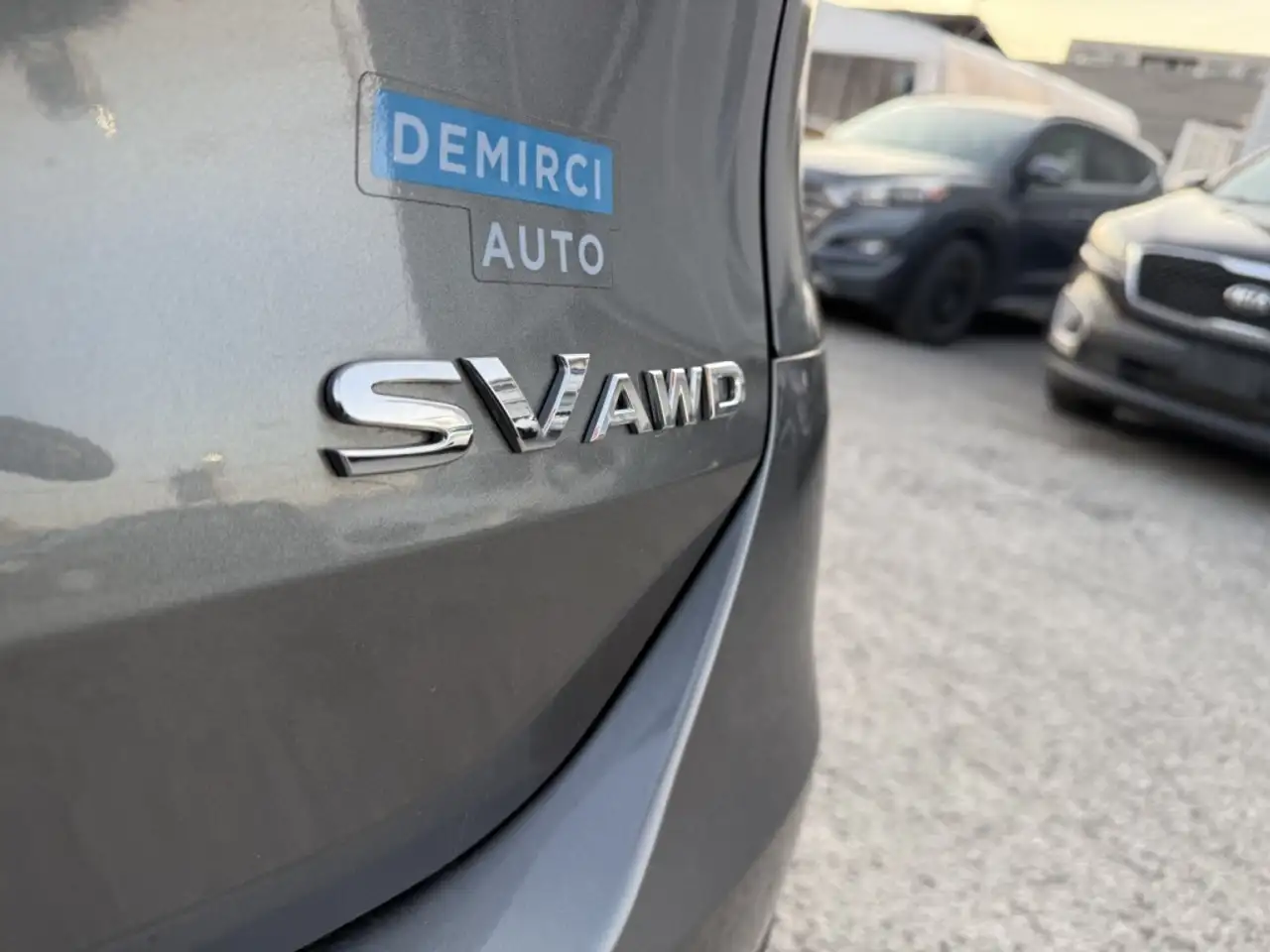 Nissan Rogue снимка Nissan Rogue