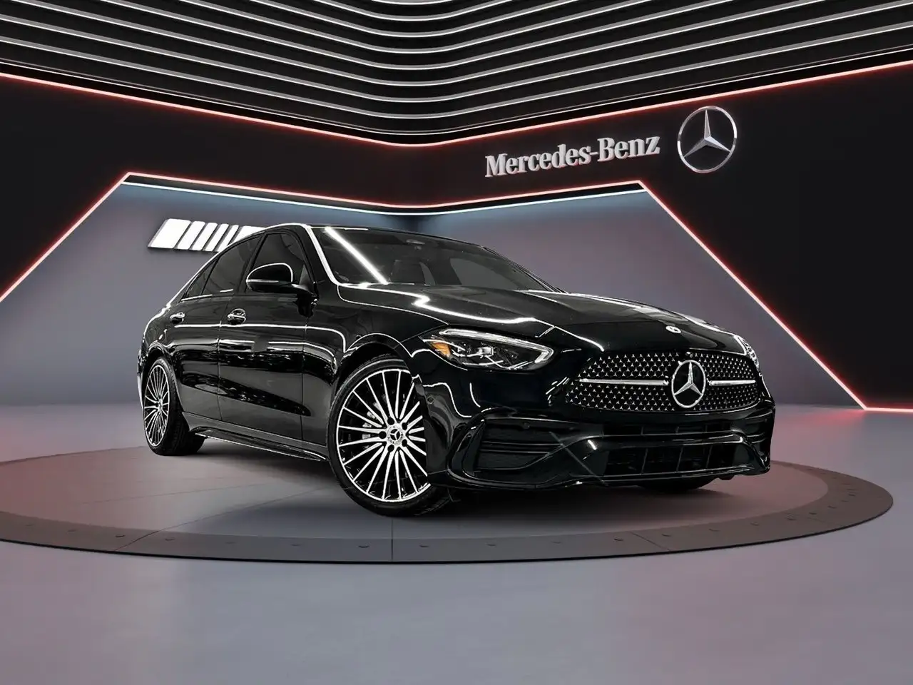 Mercedes-Benz C-Class снимка Mercedes-Benz C-Class