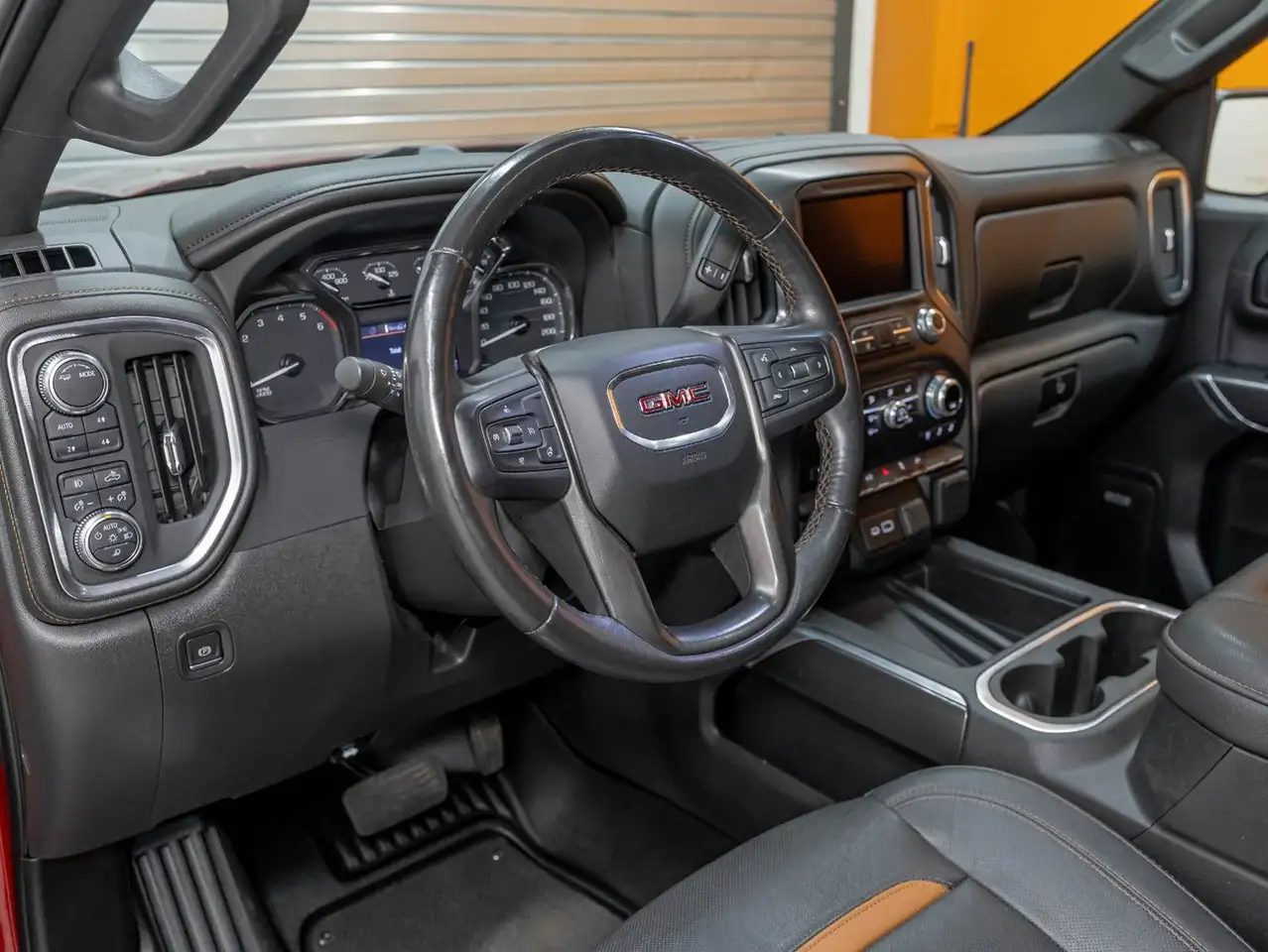 GMC Sierra 1500 photo GMC Sierra 1500