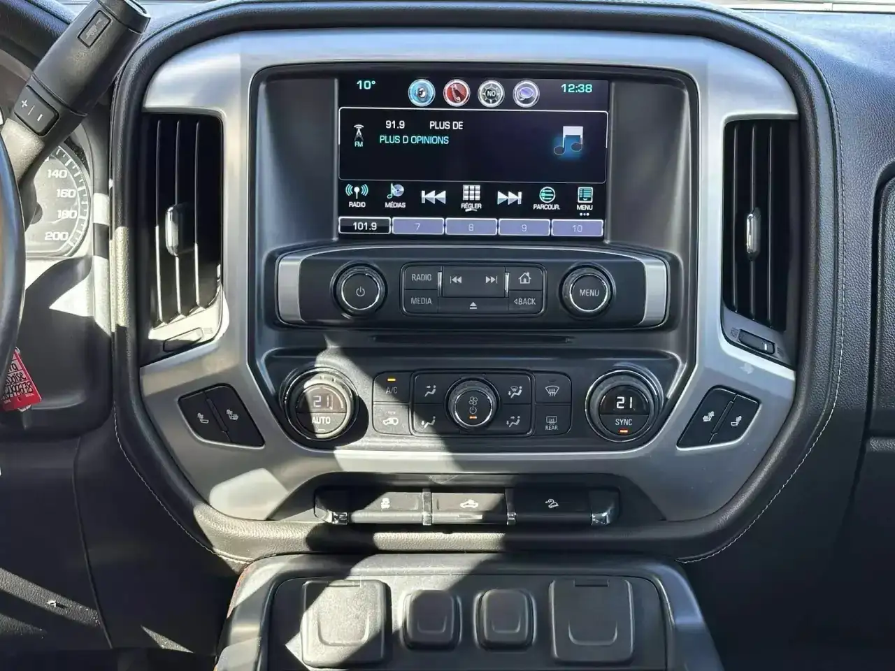GMC Sierra 1500 photo GMC Sierra 1500