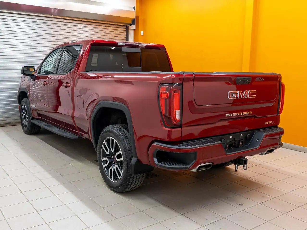GMC Sierra 1500 photo GMC Sierra 1500