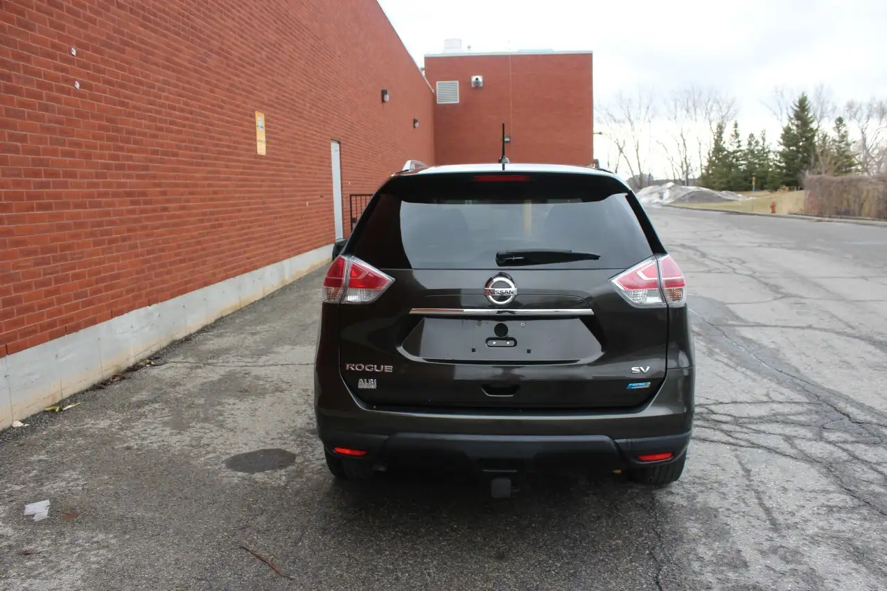 Nissan Rogue снимка Nissan Rogue