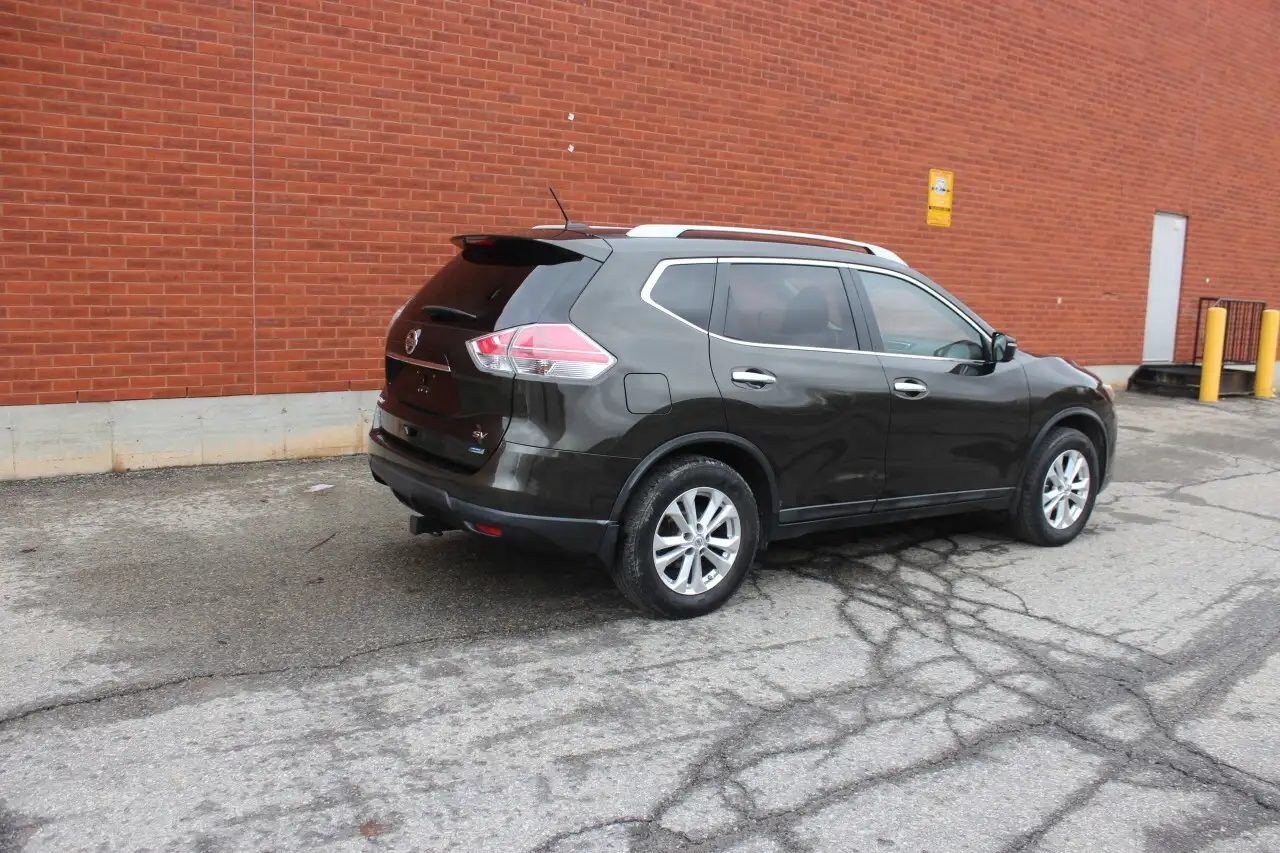 Nissan Rogue снимка Nissan Rogue