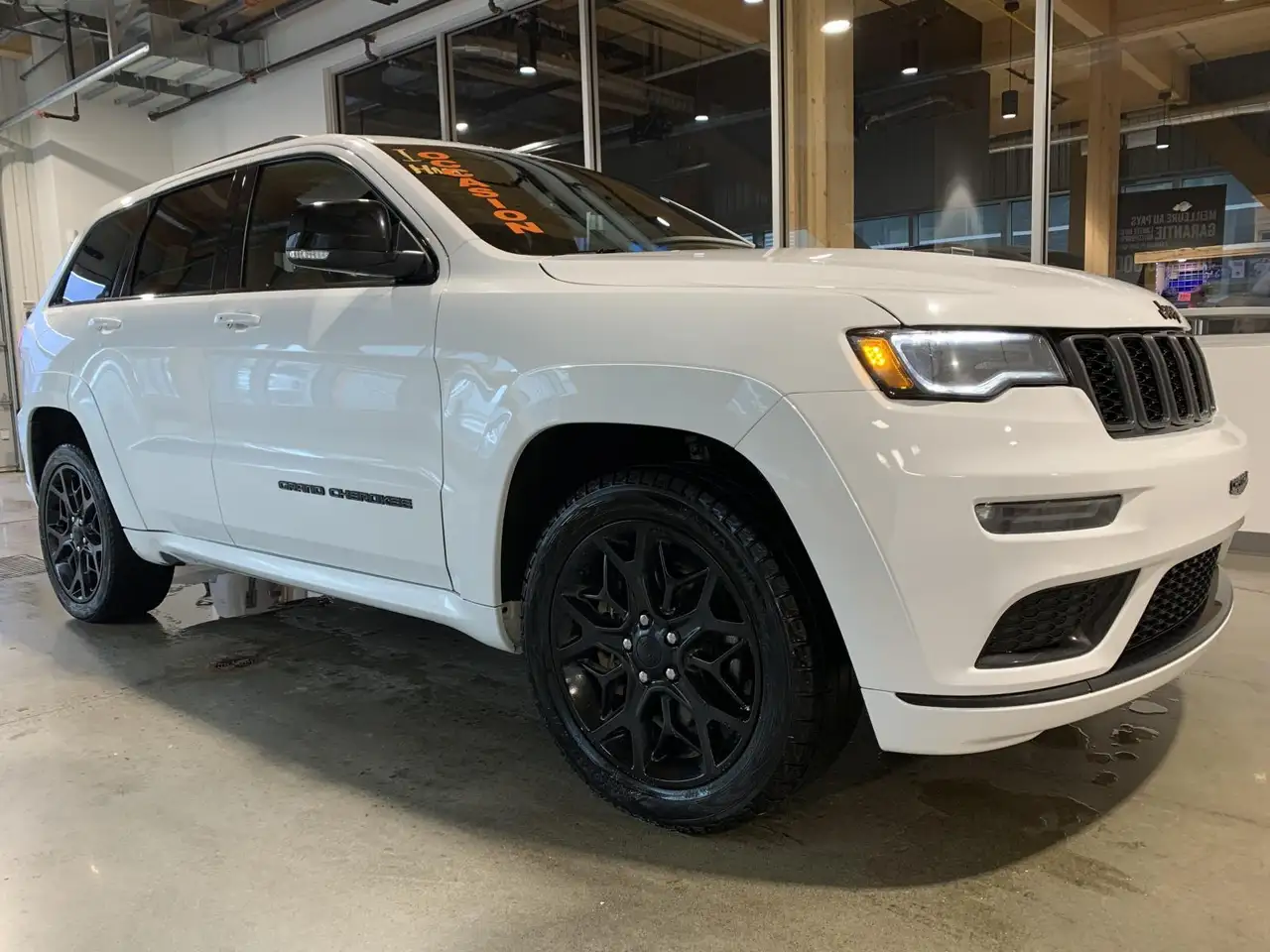 Jeep Grand Cherokee снимка Jeep Grand Cherokee