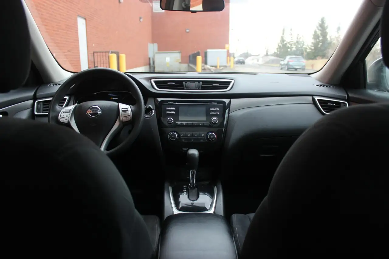 Nissan Rogue снимка Nissan Rogue