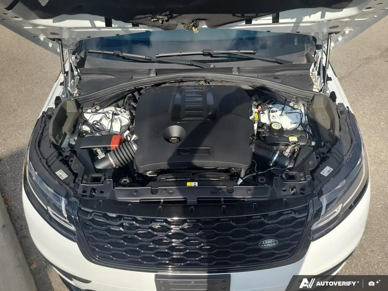 Land Rover Range Rover Velar снимка Land Rover Range Rover Velar