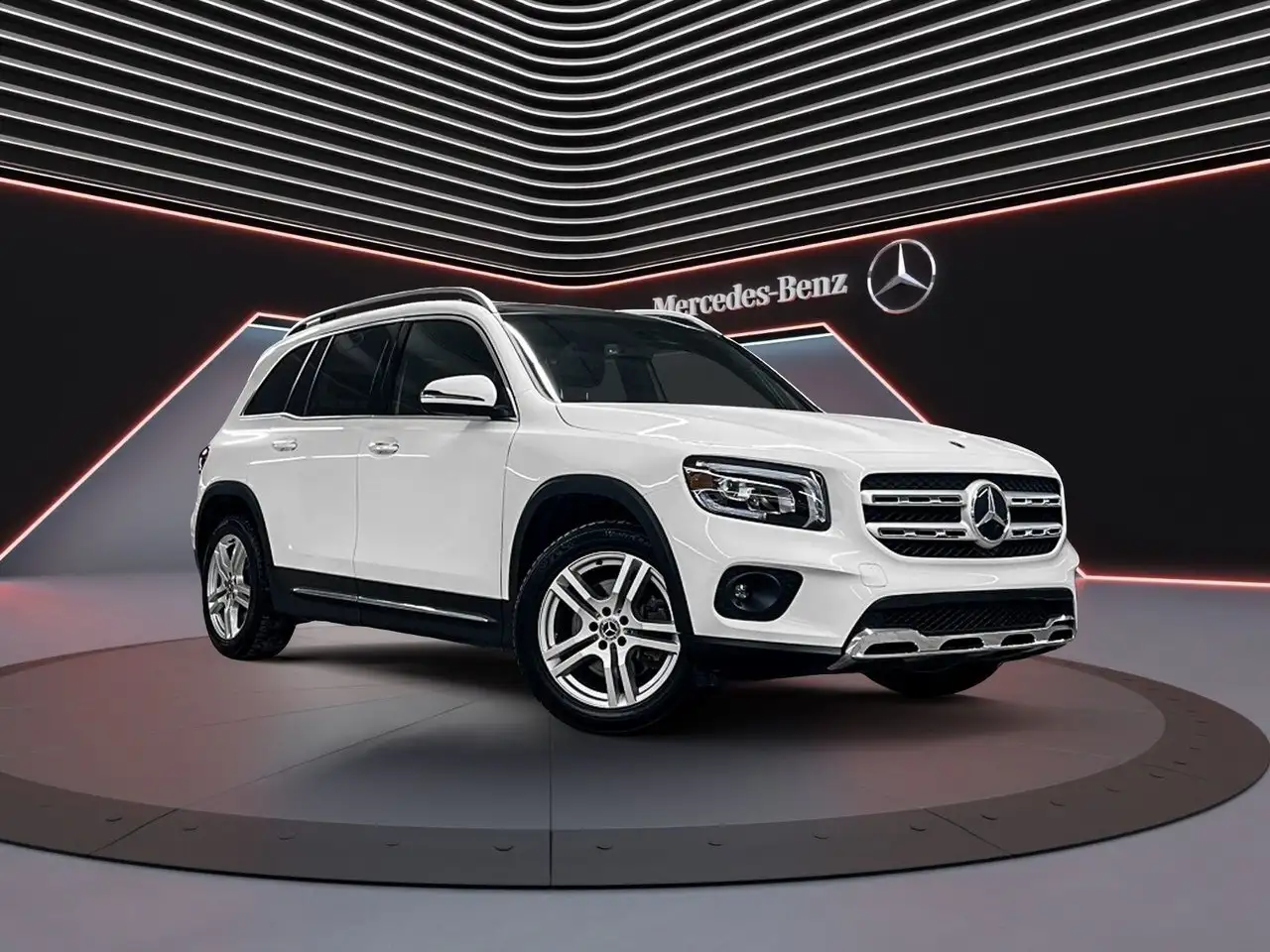 Mercedes-Benz GLB снимка Mercedes-Benz GLB