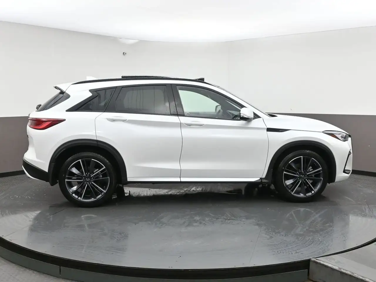 Infiniti QX50 снимка Infiniti QX50