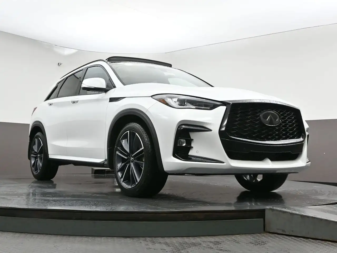 Infiniti QX50 снимка Infiniti QX50