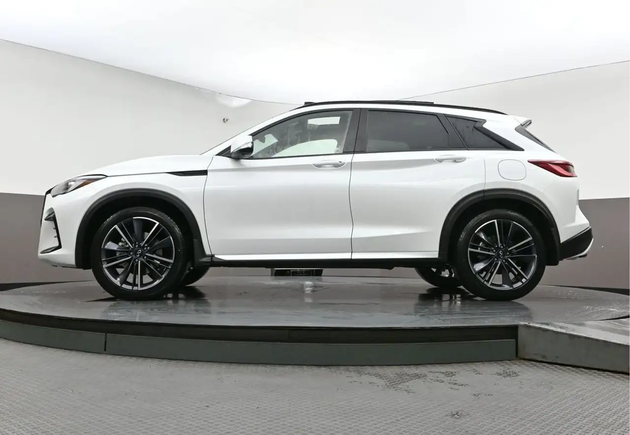 Infiniti QX50 снимка Infiniti QX50