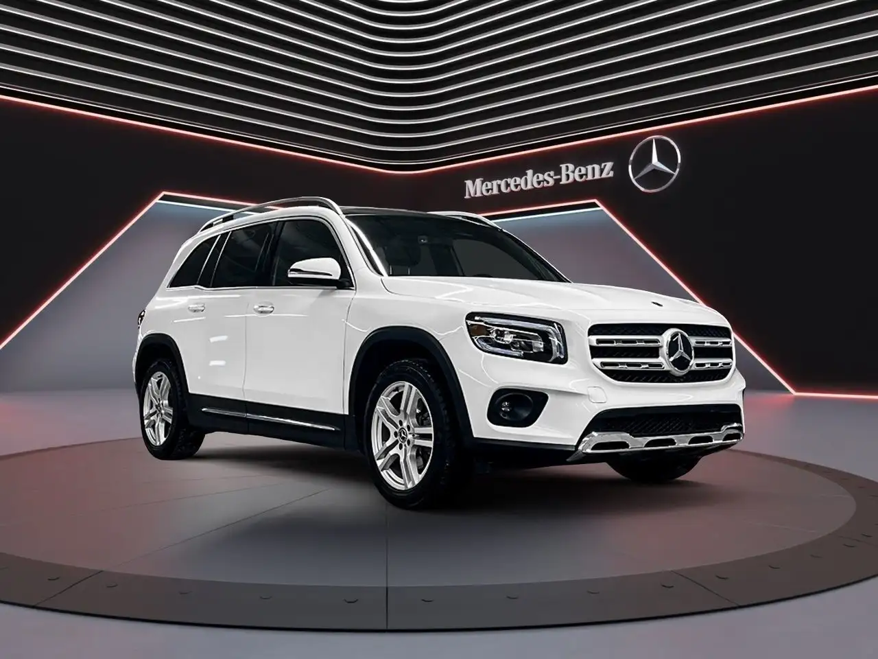 Mercedes-Benz GLB снимка Mercedes-Benz GLB
