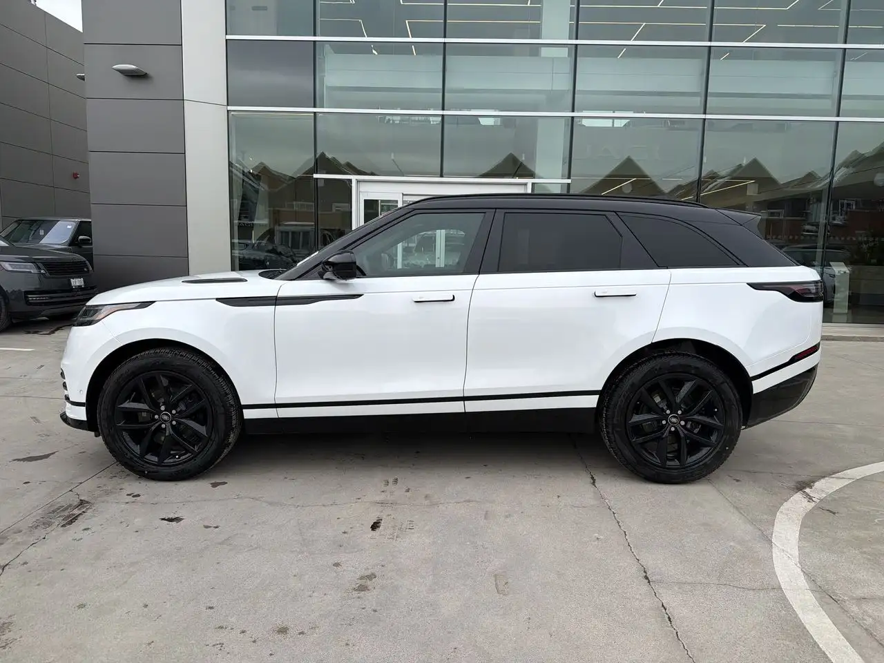 Land Rover Range Rover Velar снимка Land Rover Range Rover Velar