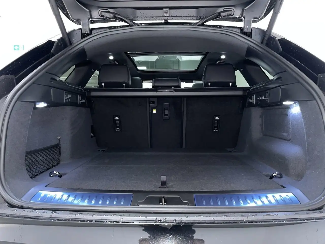 Land Rover Range Rover Velar снимка Land Rover Range Rover Velar