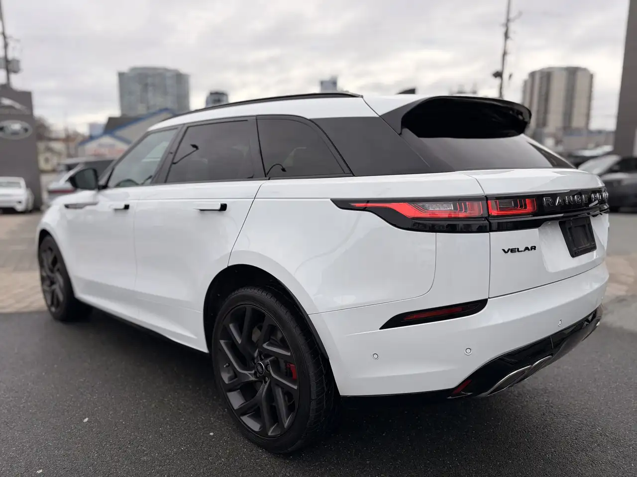 Land Rover Range Rover Velar снимка Land Rover Range Rover Velar
