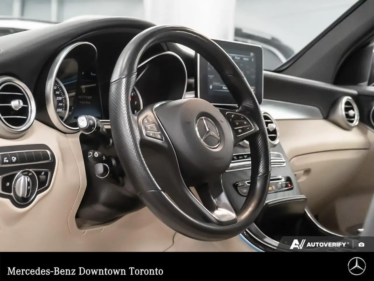 Mercedes-Benz GLC fotografie Mercedes-Benz GLC