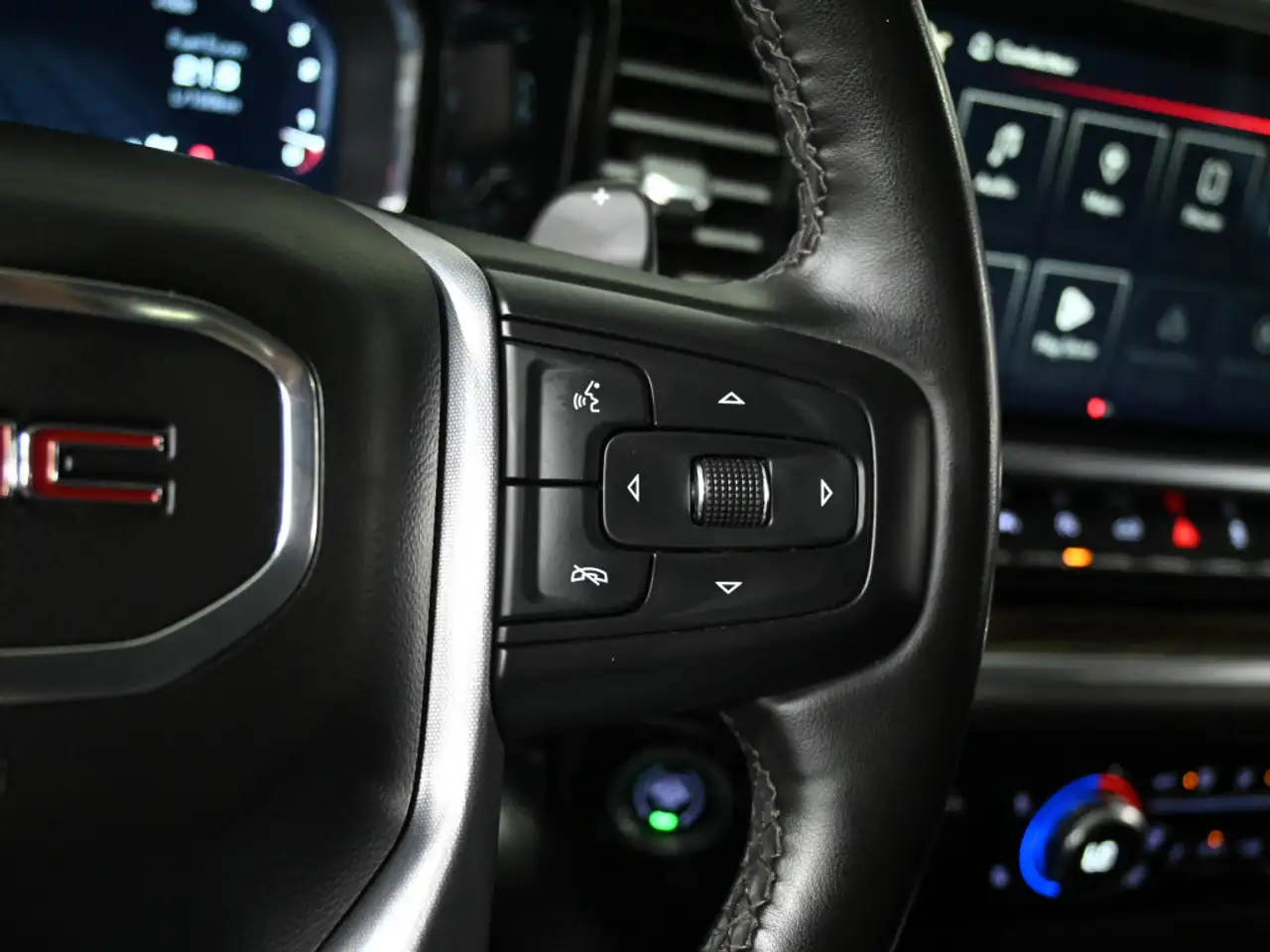 GMC Sierra 1500 photo GMC Sierra 1500