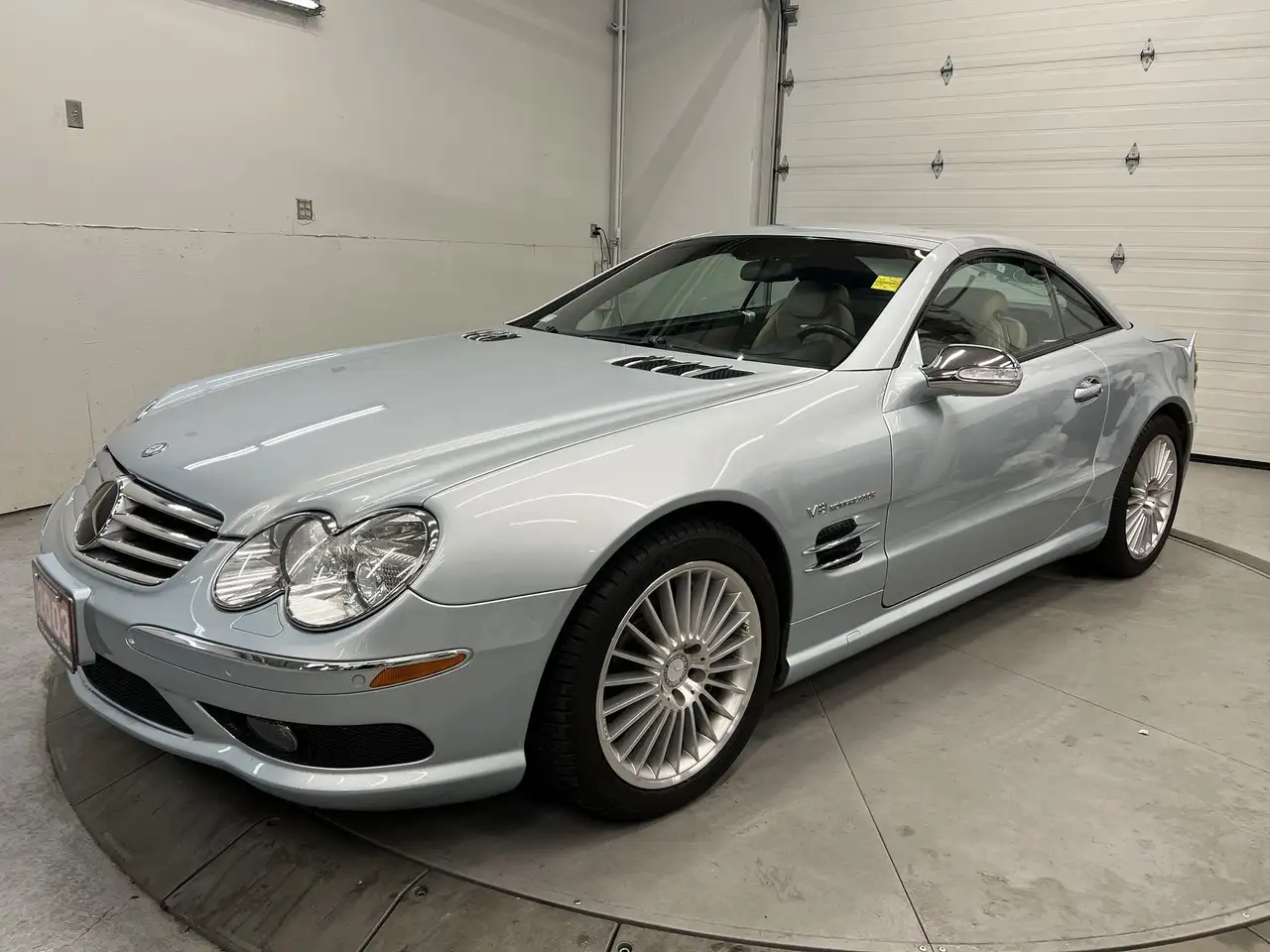 Mercedes-Benz SL снимка Mercedes-Benz SL