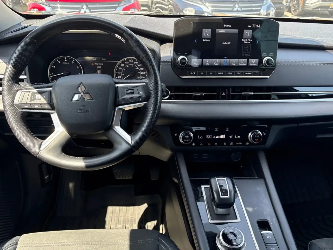 Mitsubishi Outlander fotografie Mitsubishi Outlander