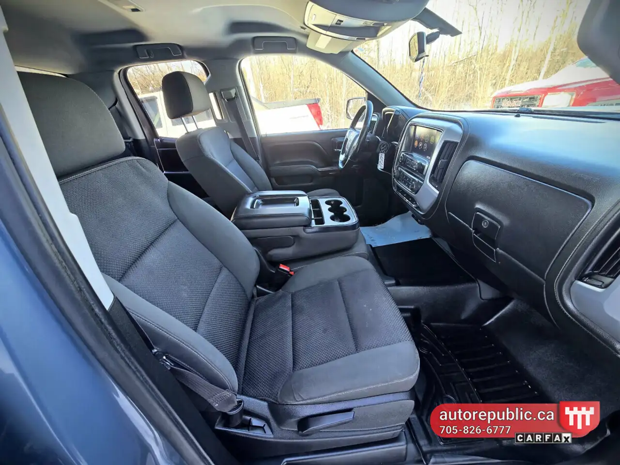 GMC Sierra 1500 photo GMC Sierra 1500