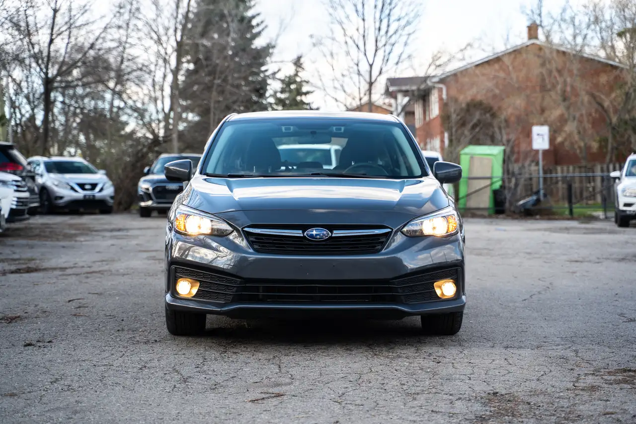 Subaru Impreza снимка Subaru Impreza