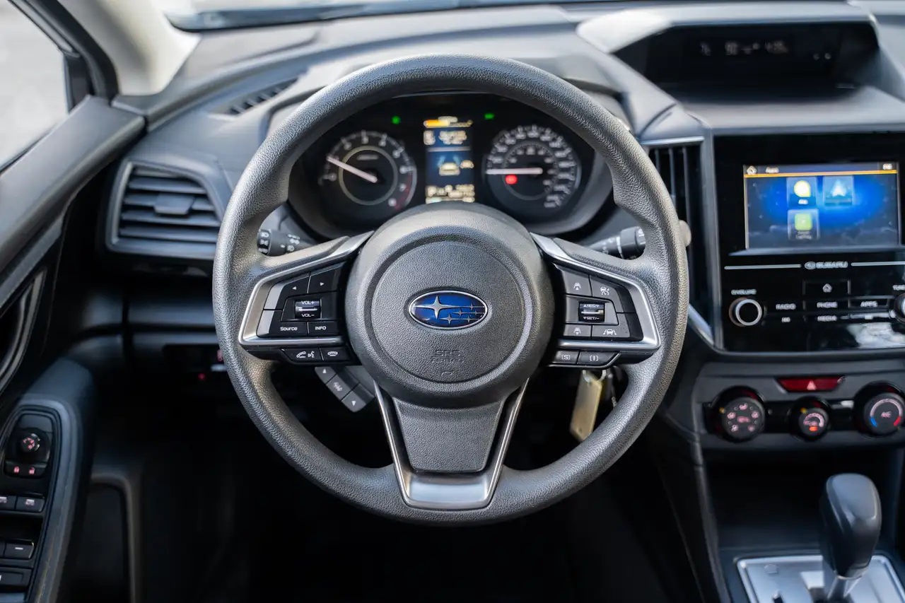 Subaru Impreza снимка Subaru Impreza