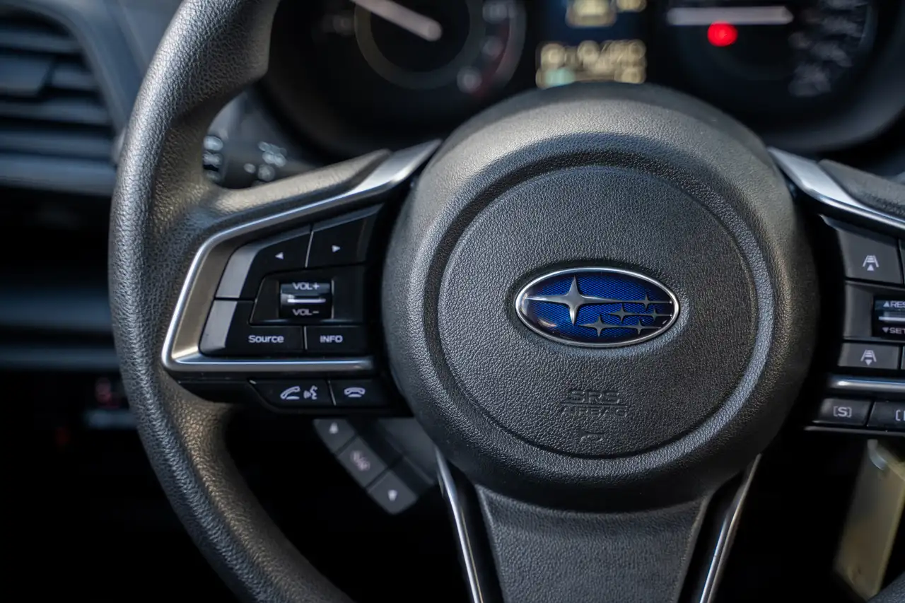 Subaru Impreza снимка Subaru Impreza