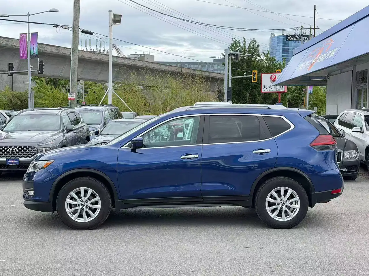 Nissan Rogue снимка Nissan Rogue