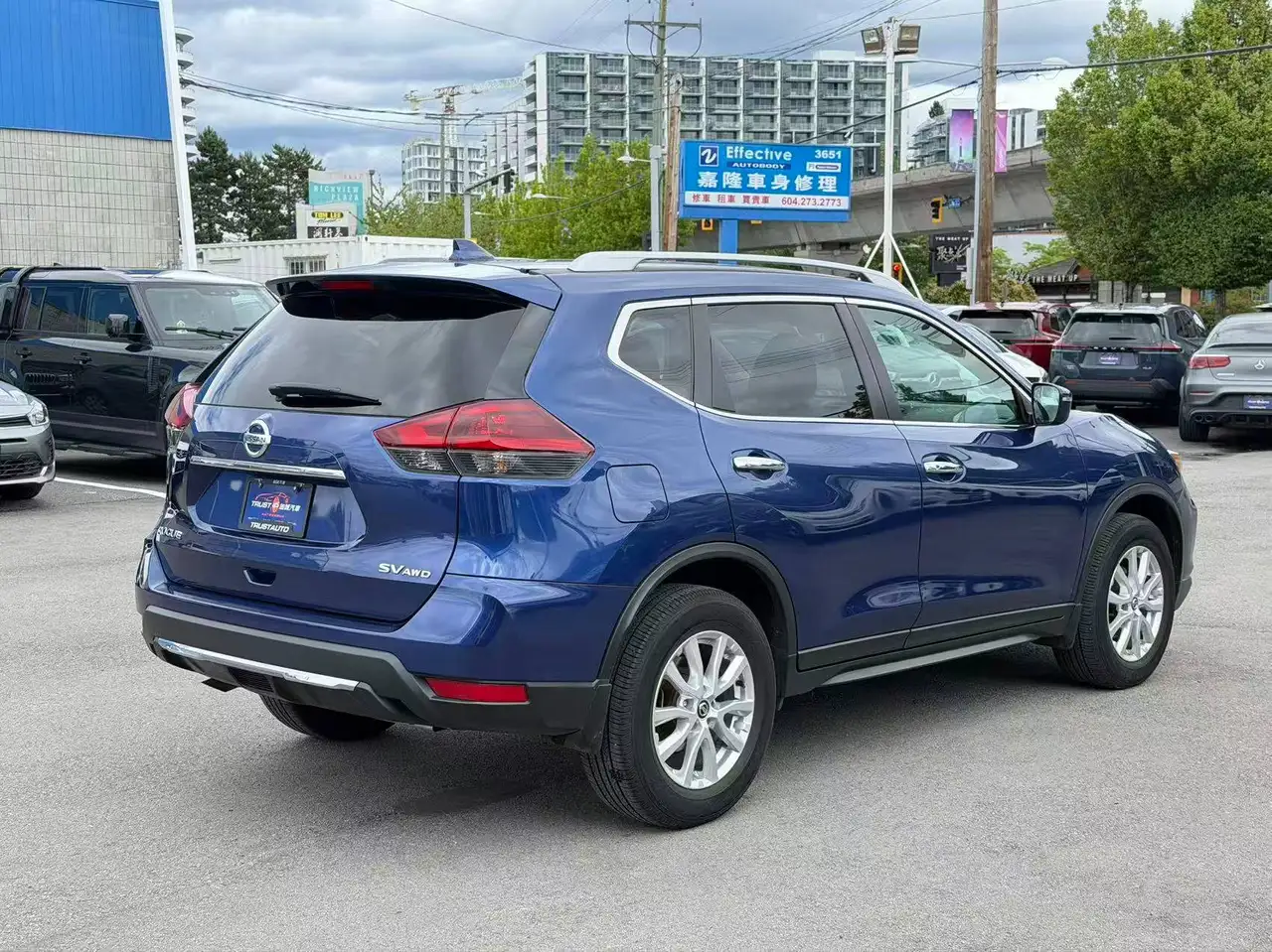 Nissan Rogue снимка Nissan Rogue