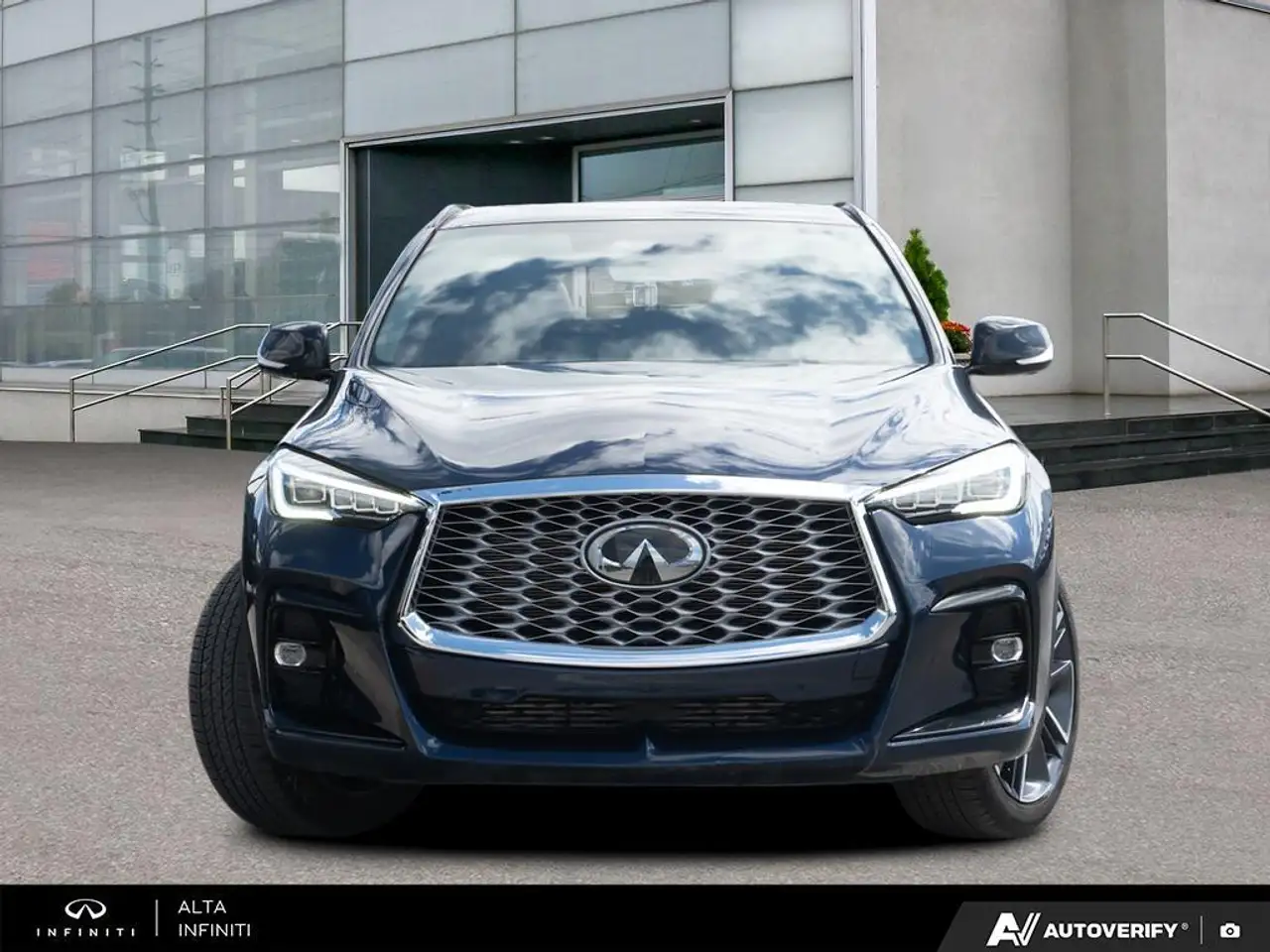 Infiniti QX55 снимка Infiniti QX55