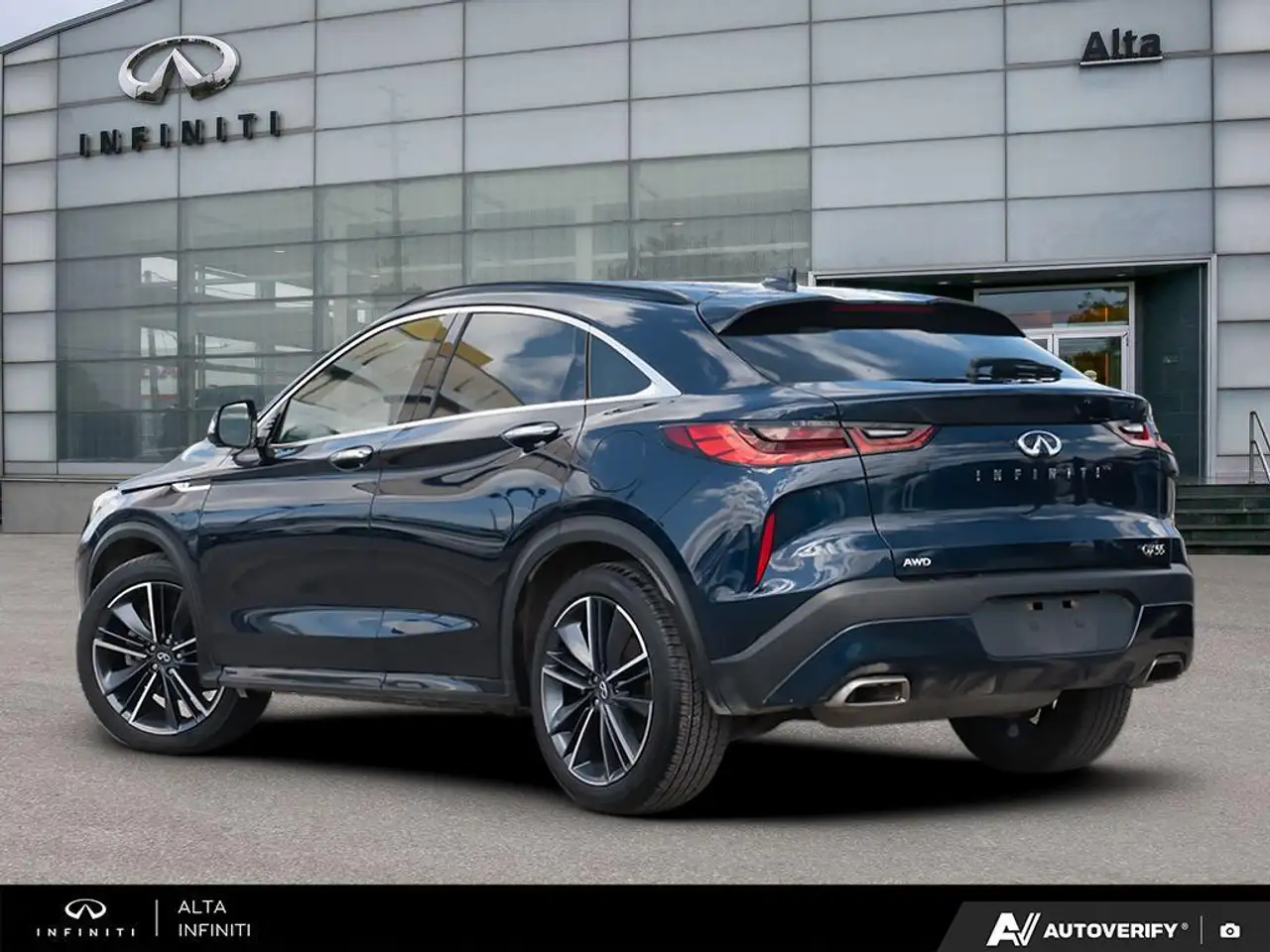 Infiniti QX55 снимка Infiniti QX55